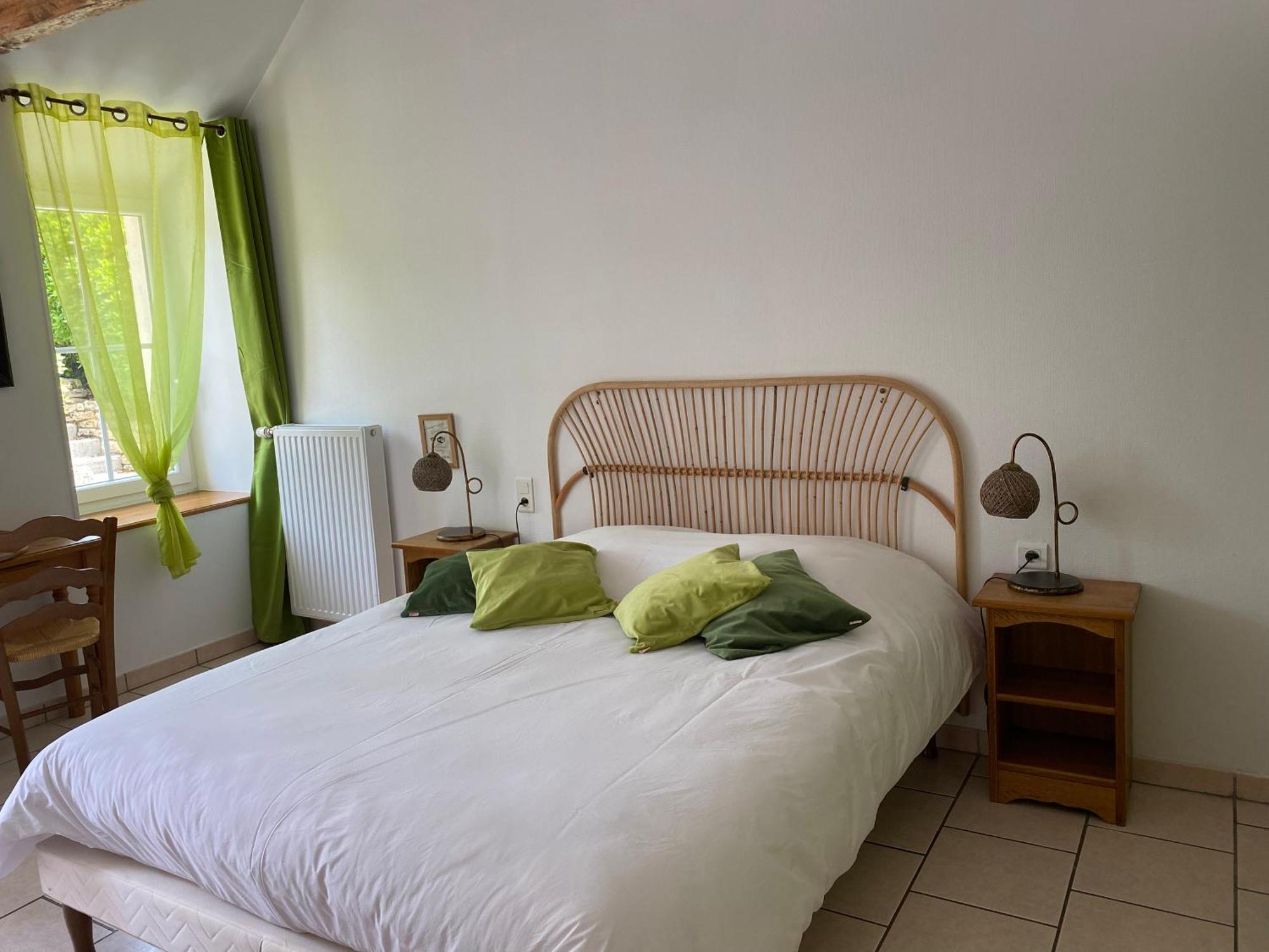 Bed and Breakfast Le Goluret à Couvignon Extérieur photo