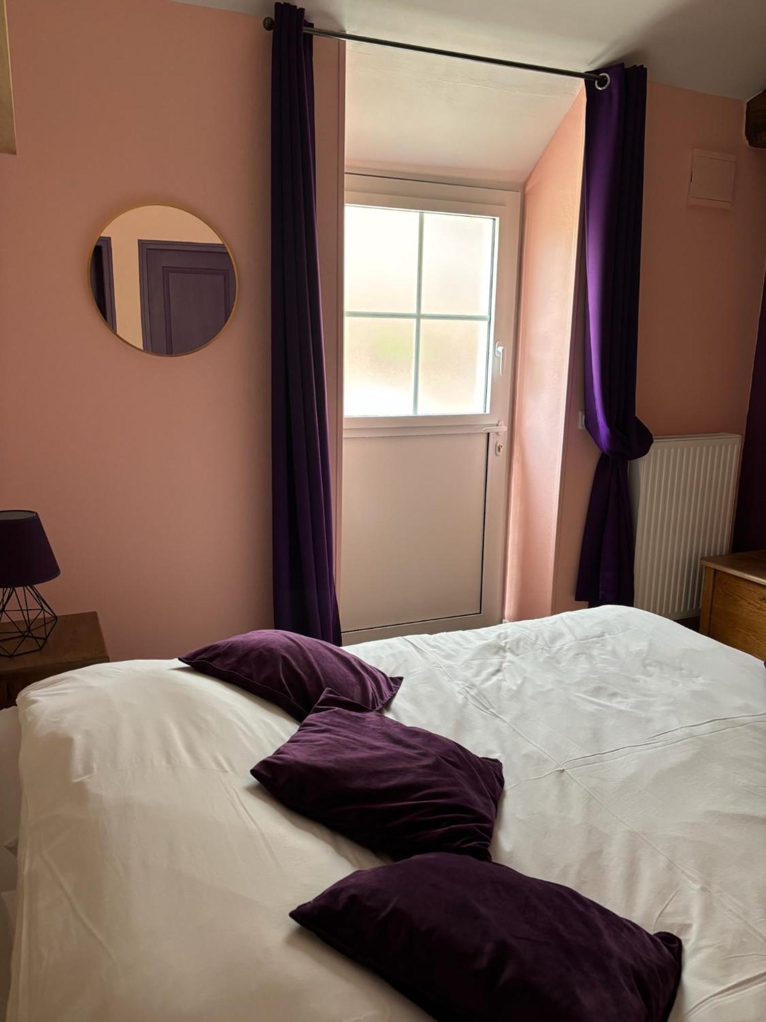 Bed and Breakfast Le Goluret à Couvignon Extérieur photo